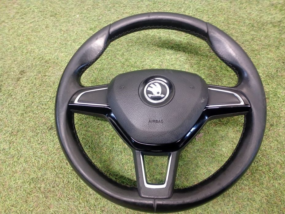 Volan complet Skoda Octavia 3