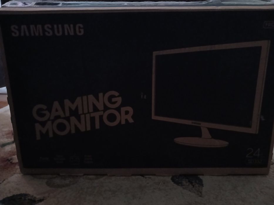 Монитор Samsung  8000