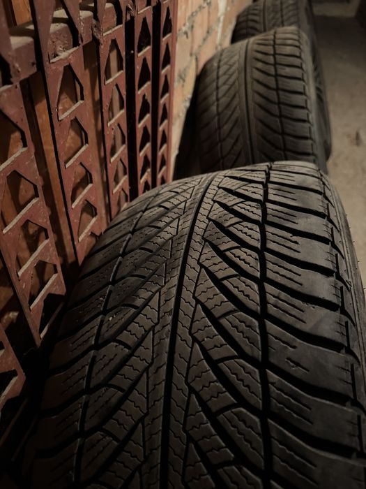 BMW ДЖАНТИ 18" G30 / G31 + Зимни Гуми GOOD YEAR RUNFLAT 245/45/R18