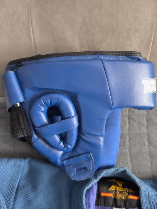 Продаю форму для самбо