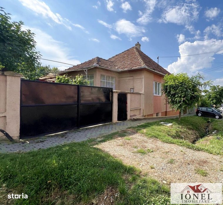 Vanzare casa in Sona