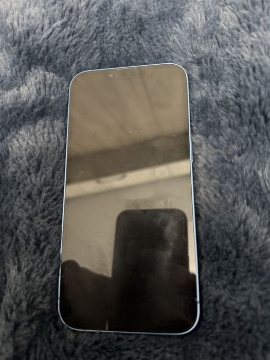 iPhone 13, в отличном состоянии