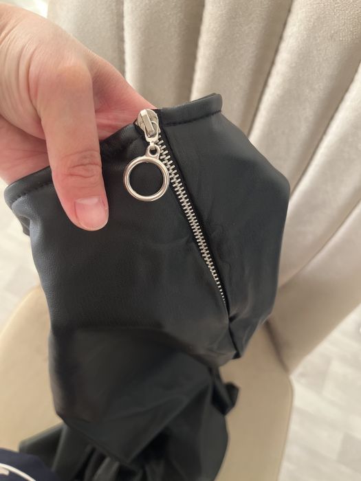 Продам кожаную юбку р 42