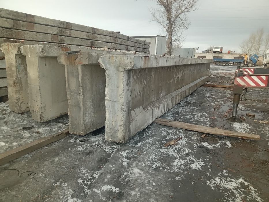 Продам 12 метровые балки