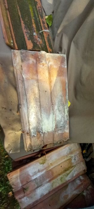 Tigla veche, bună pentru refolosire!