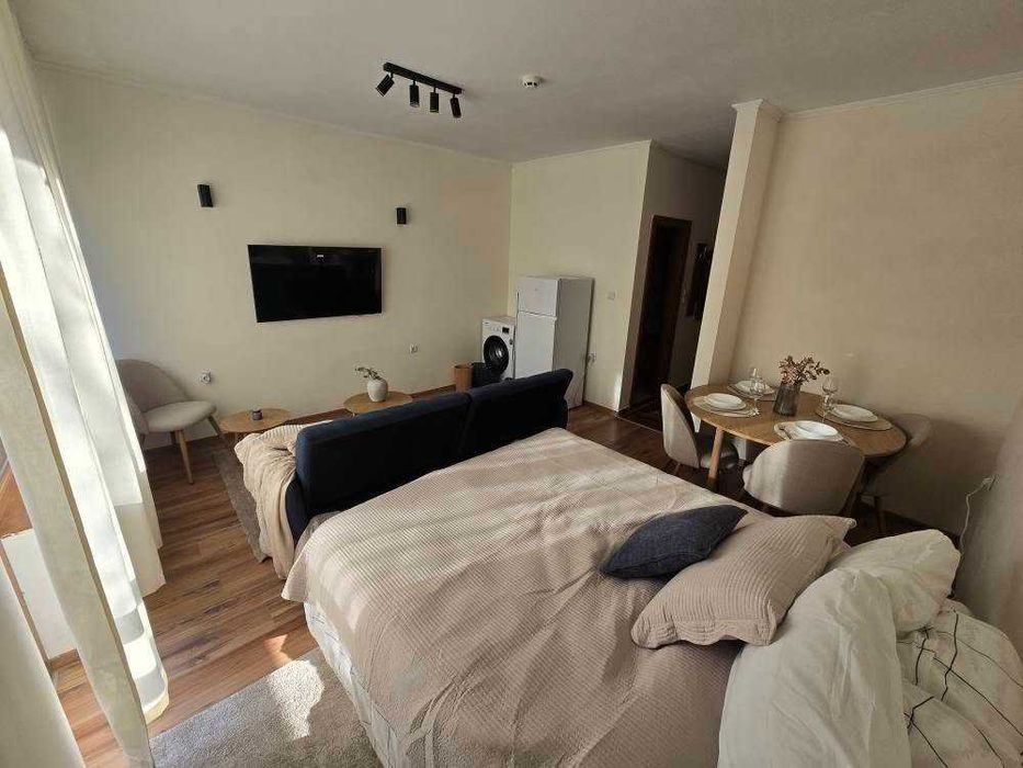 Дава се под наем Едностаен апартамент в Банско - 40 кв.м за 298.86 € - Снимка #3