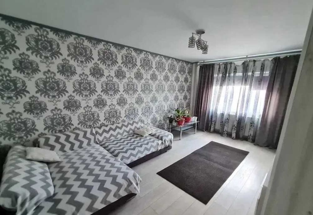 Дава се под наем Двустаен апартамент в Пловдив, Център - 60 кв.м за 331.5 € - Снимка #1