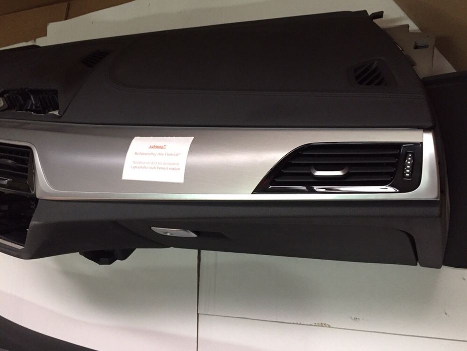 Plansa bord cotiera BMW seria 6 G32 Gran Tourer