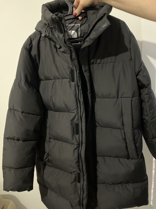 Продам куртку зимнюю