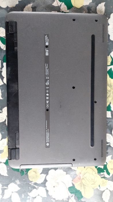 Laptop HP 250 g5