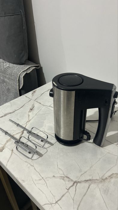 Миксер ручной для взбивания