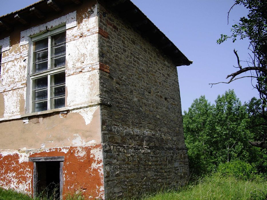 Продава се Къща в с. Живко, Област Габрово - 204 кв.м за 113 €/кв.м - Снимка #11