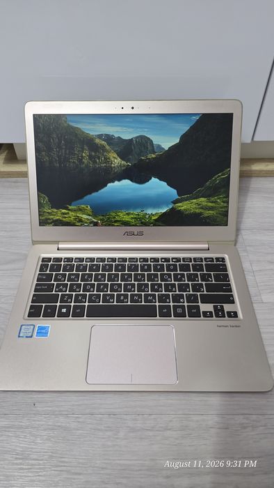 Ультрабук Asus Zenbook UX330