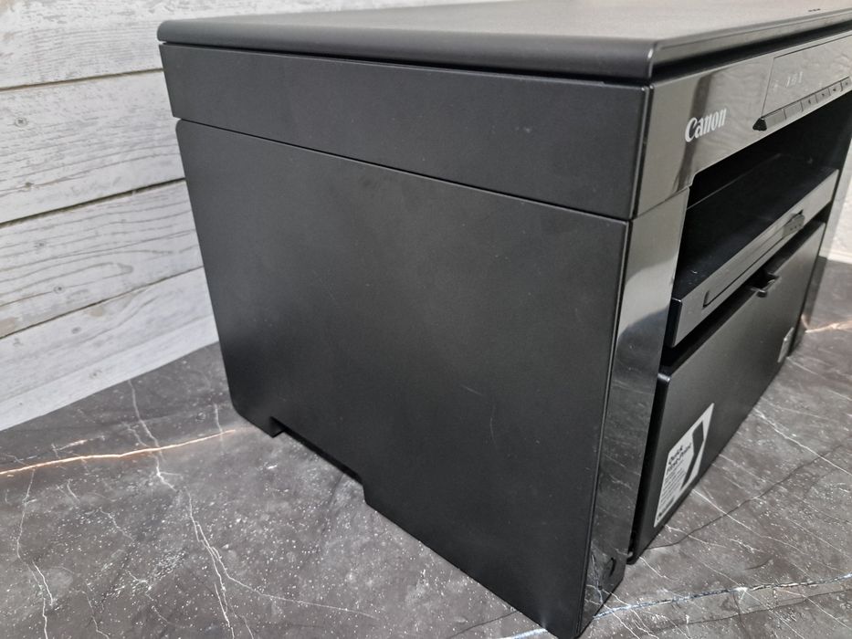 Продам МФУ принтер Canon I-sensys MF3010 (идеал)