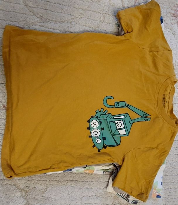 Set 6 tricouri mărimea 122cm