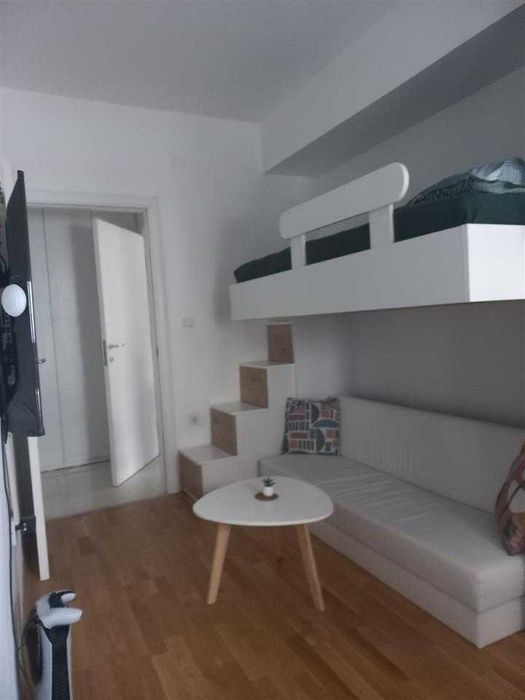 Дава се под наем Многостаен апартамент в Пловдив, Кършияка - 117 кв.м за 464.1 € - Снимка #3