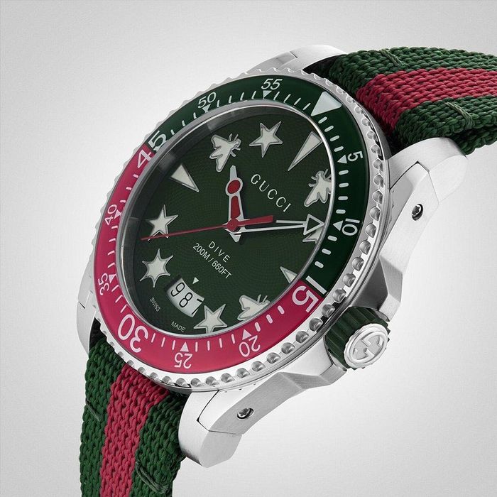 Часы Gucci Продаю