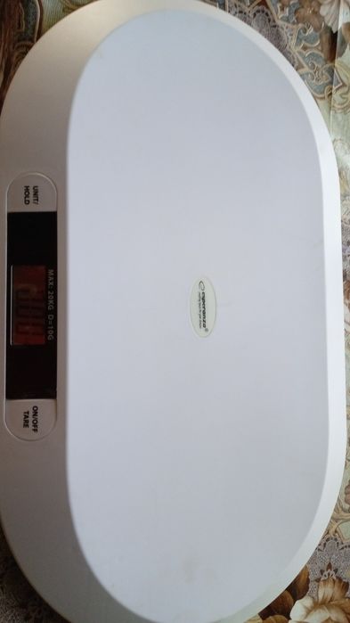 Vand cantar electronic bebeluși