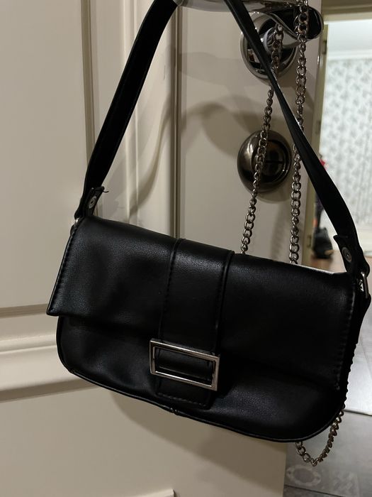 черная сумка с Bershka