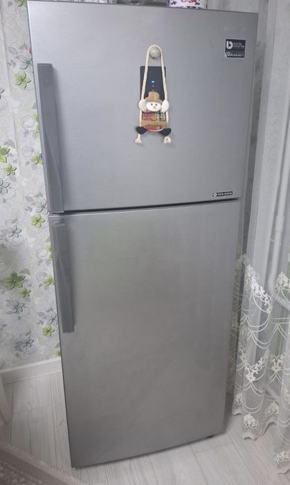 Холодильник Samsung