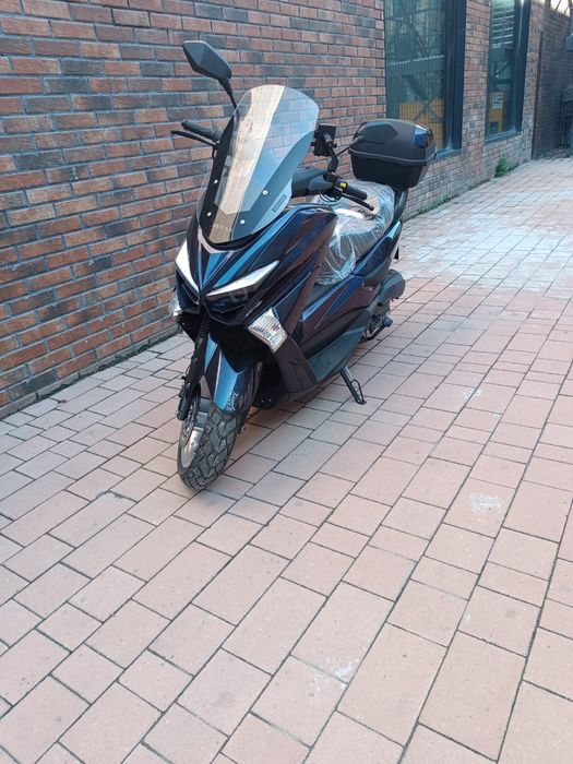 Nmax скутер новый