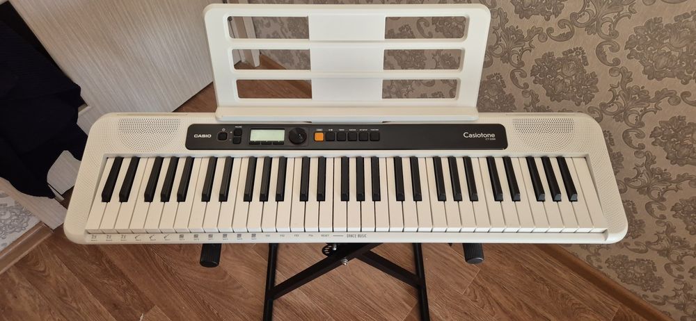Синтезатор Casiotone CT S200we