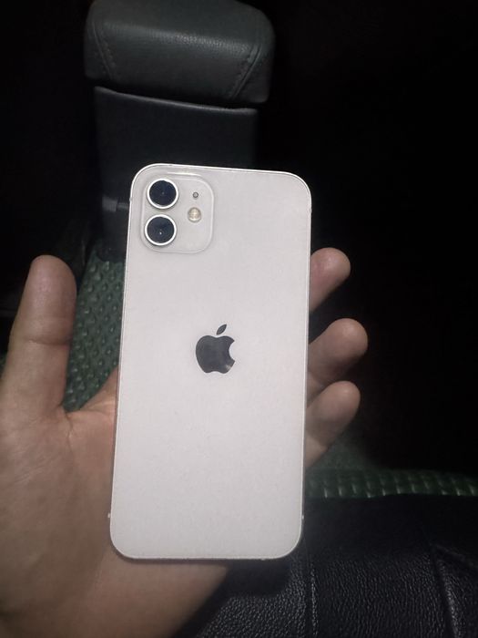 Iphone 12 128gb rangi oq ozimiz ishlatgan uyda turgan telefon