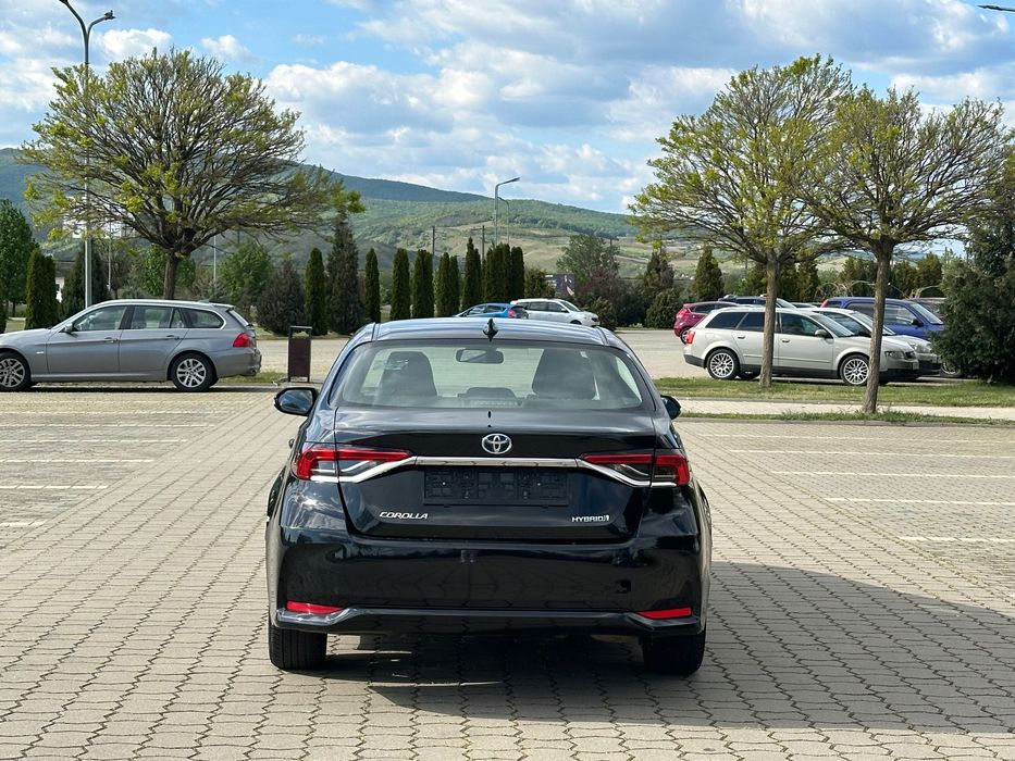 Toyota Corolla Hybrid Rate