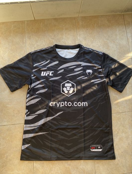 Спортна екипировка тип тениски UFC L,XL,XXL