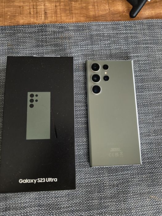 Продавам Самсунг  S23 ULTRA