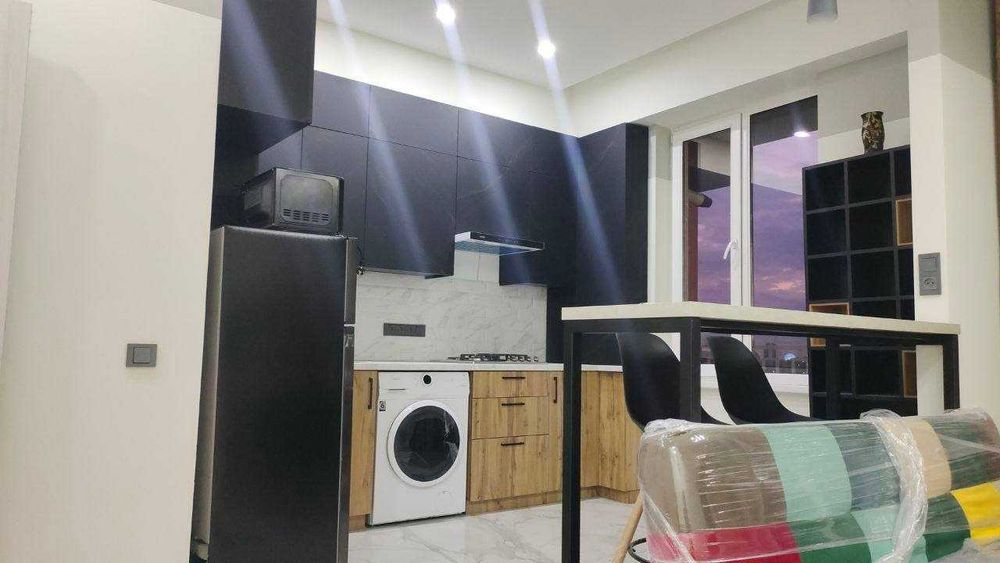 Продается 1-комнатная квартира в жилом комплексе Хонсарой "Айвон".