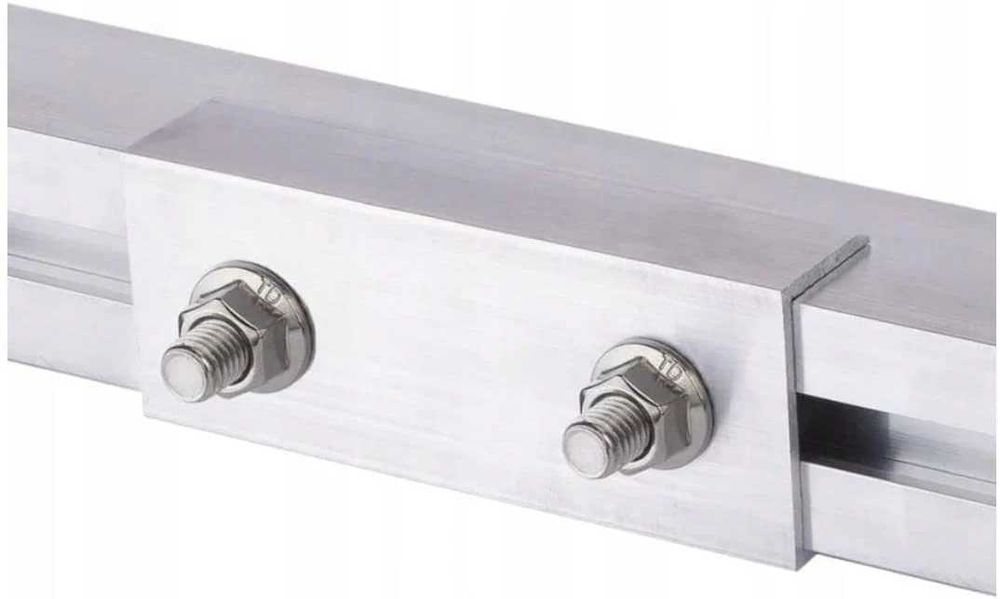 Kit prindere panouri fotovoltaice pentru țiglă ceramică