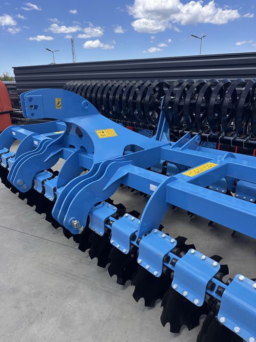 Teradisc 4 m , disc agricol dezmiristitor