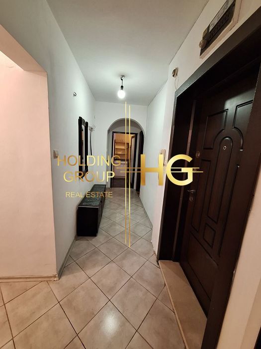 Продава се Четиристаен апартамент в Варна, Младост 1 - 98 кв.м за 1939 €/кв.м - Снимка #9