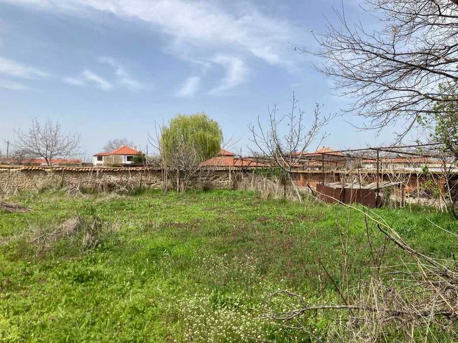 Продава се Къща в с. Стряма, Област Пловдив - 240 кв.м за 342 €/кв.м - Снимка #1