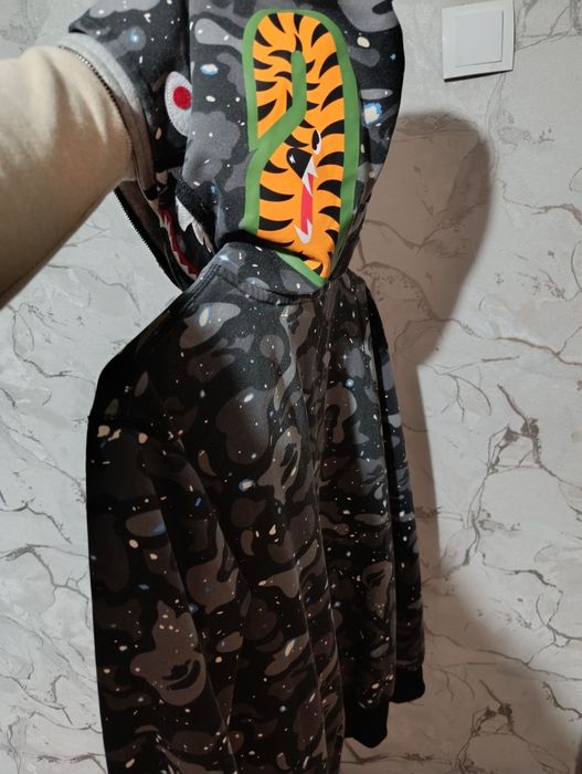 Bape Ape sotiladi kiyilmagan