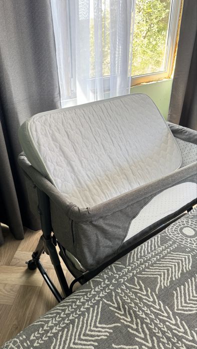 Продам кроватку манеж приставная