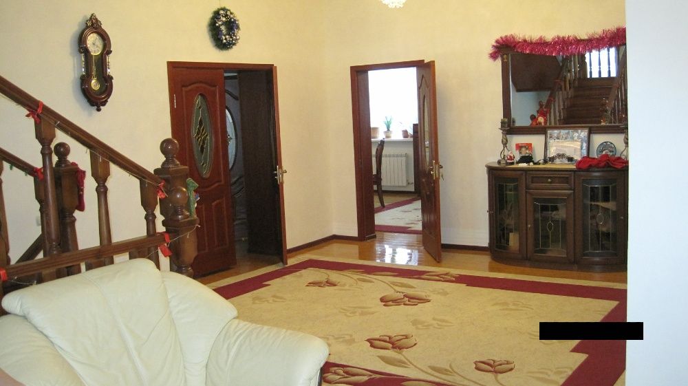 продается коттедж