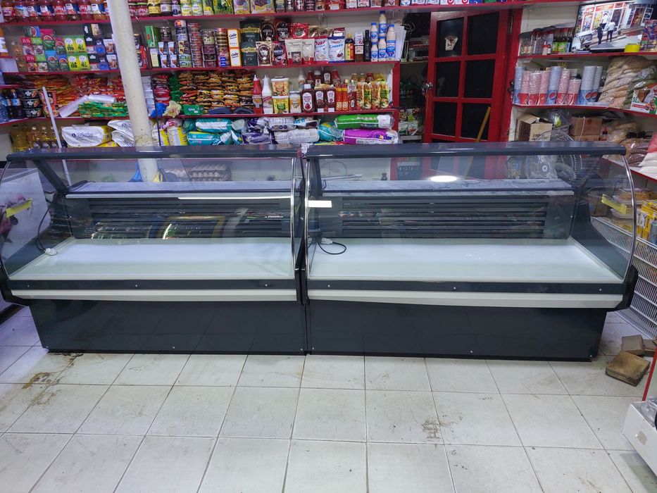 Витрина холодильники