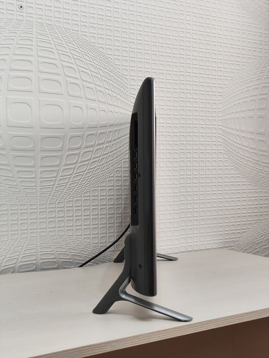 Телевизор LG/32/FullHD