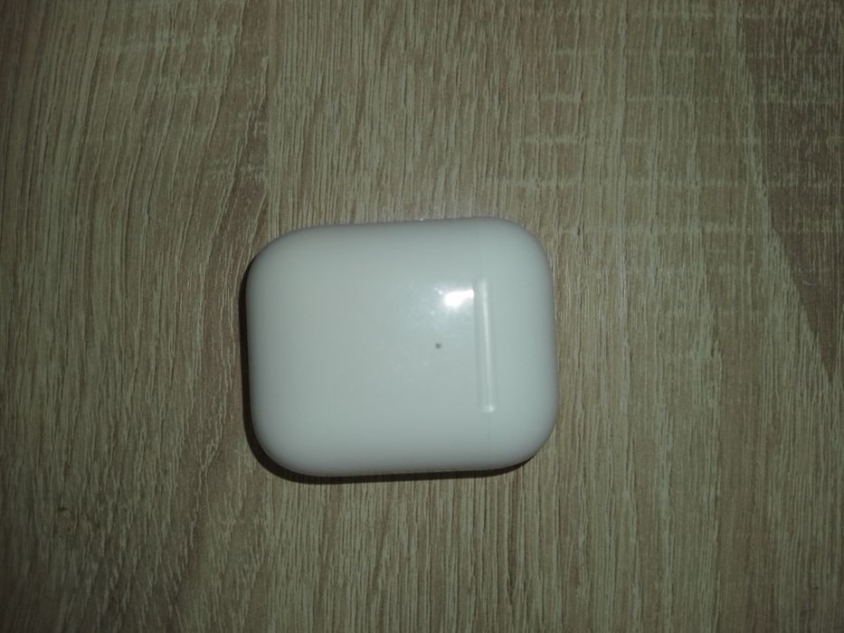 Продаю AirPods 2  Original