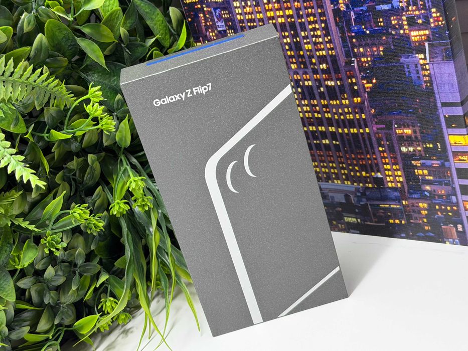 ! НоВо ! Samsung Z Flip7 256GB Гаранция Blue