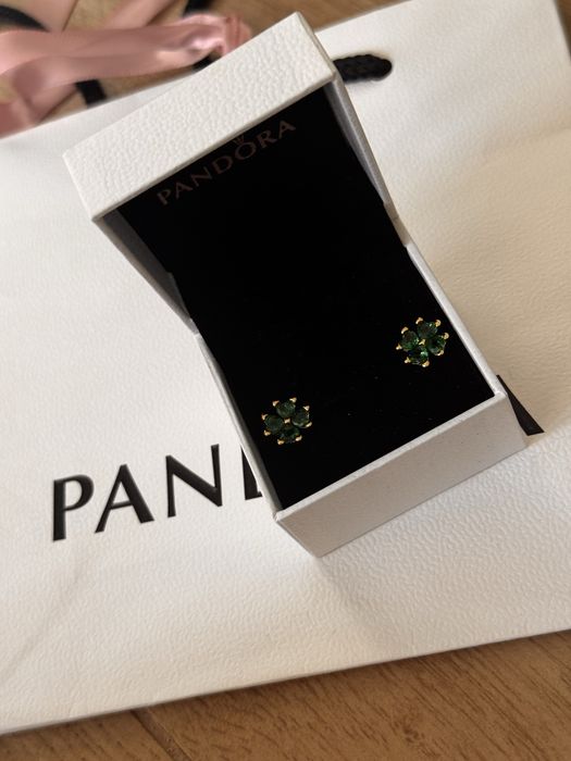 Pandora обеци Пандора