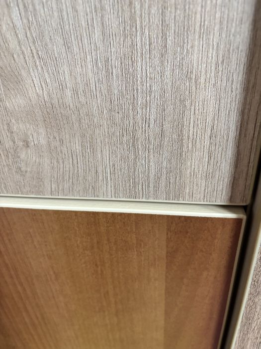 Vand dulap dimensiune 210x225cm