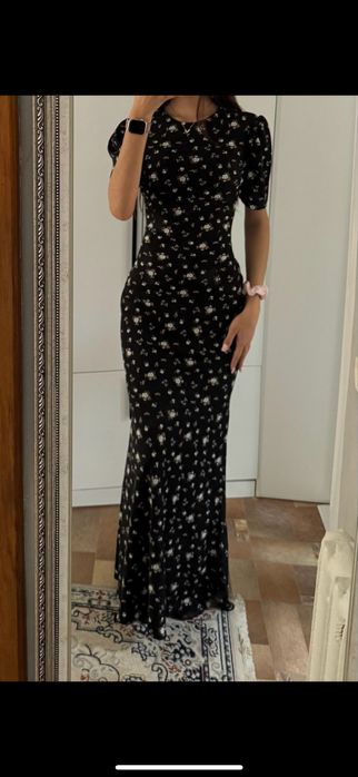 Платье с открытой спиной