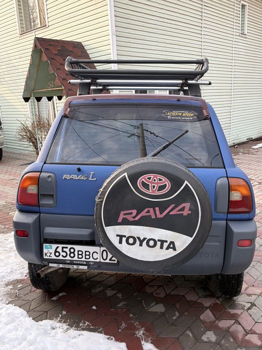 Toyota RAV4, 1995
