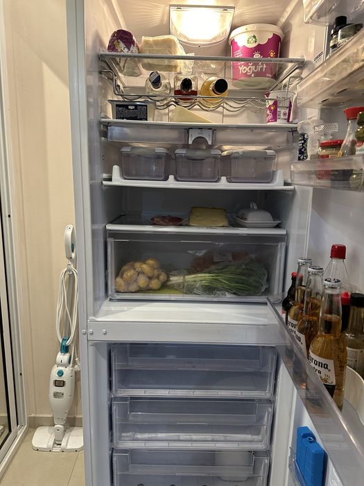 Хладилник ARISTON Hotpoint