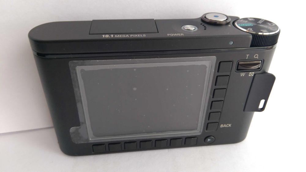 Фотоаппарат Samsung NV10