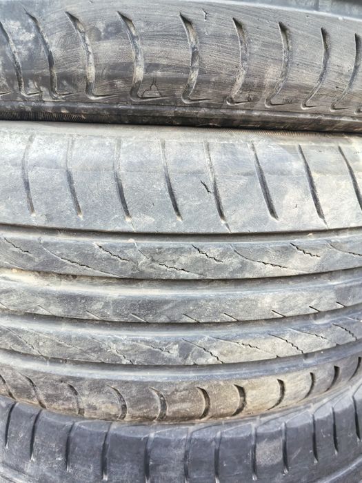 R17 215/50 шины...