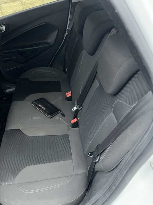 Vand Ford Fiesta 1.0